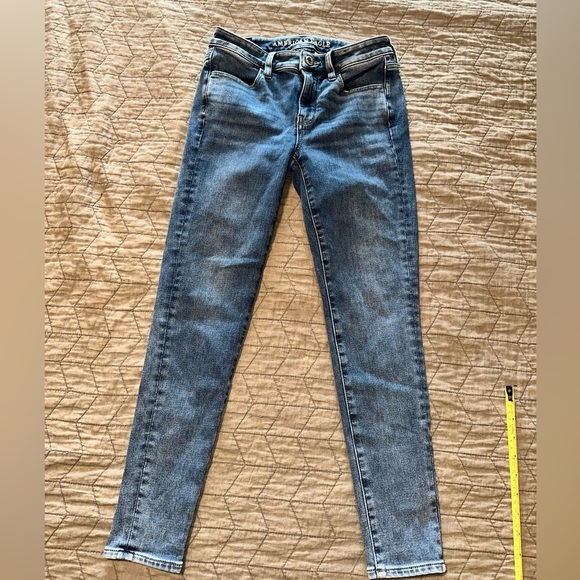 American Eagle Outfitters Denim - American Eagle High Rise Jegging Size 4 Short Super Stretch Light Wash